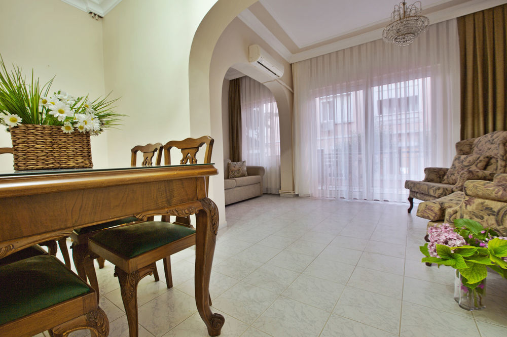 Bueyuekada Apart Hotel - Yeni Apart Adalar Luaran gambar