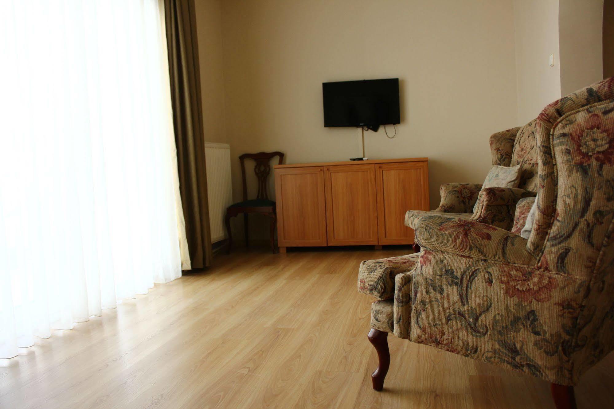 Bueyuekada Apart Hotel - Yeni Apart Adalar Luaran gambar